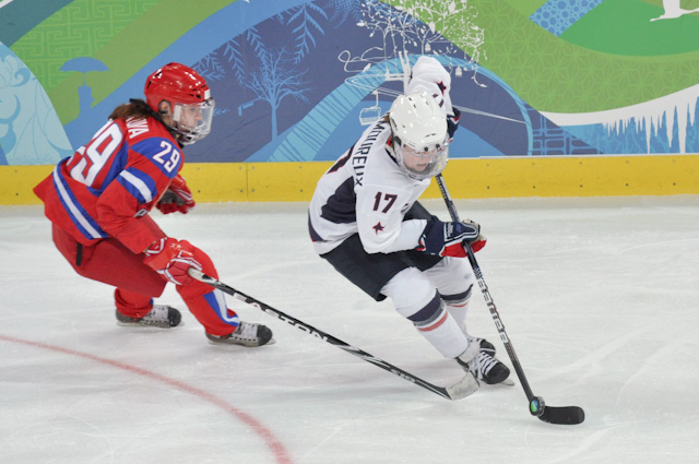 USA-Womens-Hockey-Olympics-3