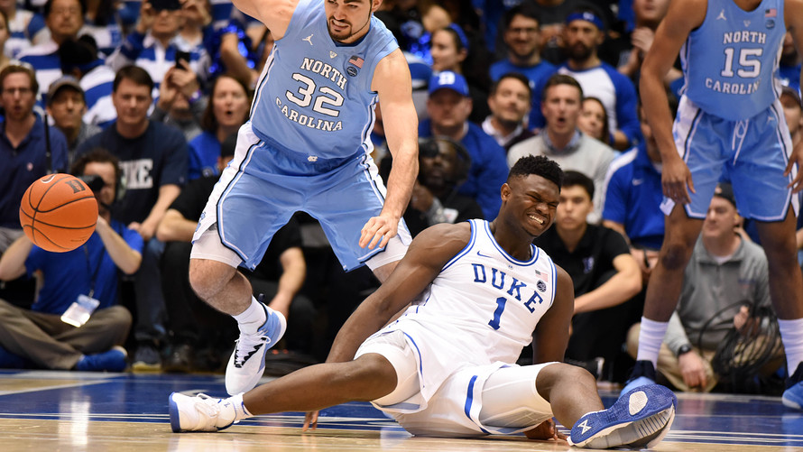 Potential+NBA+%231+Pick+Zion+Williamson+Injured+In+Loss+To+UNC