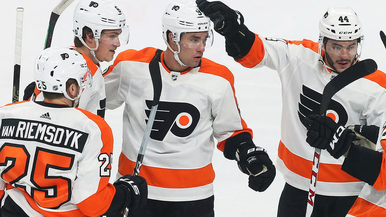 Flyers+James+van+Riemsdyk%2C+Travis+Sanheim%2C+Ivan+Provorov%2C+and+Phil+Varone+celebrate+the+Flyers+comeback+5-4+win+on+Tuesday.