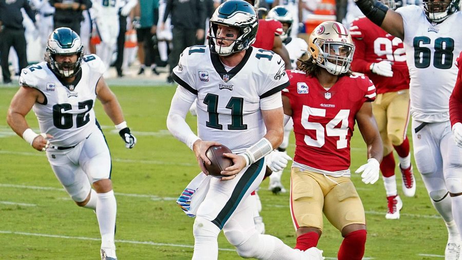Carson Wentz runs in for an Eagles touchdown against the 49ers on Sunday Night Football.