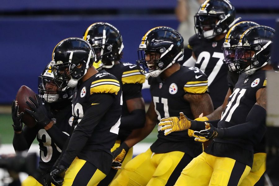 Pittsburgh+Steelers+players+celebrate+touchdown+score+against+the+Dallas+Cowboys