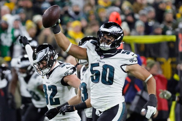 Eagles player Jaedan Phillips after recovering a fumble